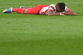 Ray Esports-莱比锡发布备战花絮，关键时刻再遭质疑，欧联任务艰巨，年轻球员得到机会的简单介绍